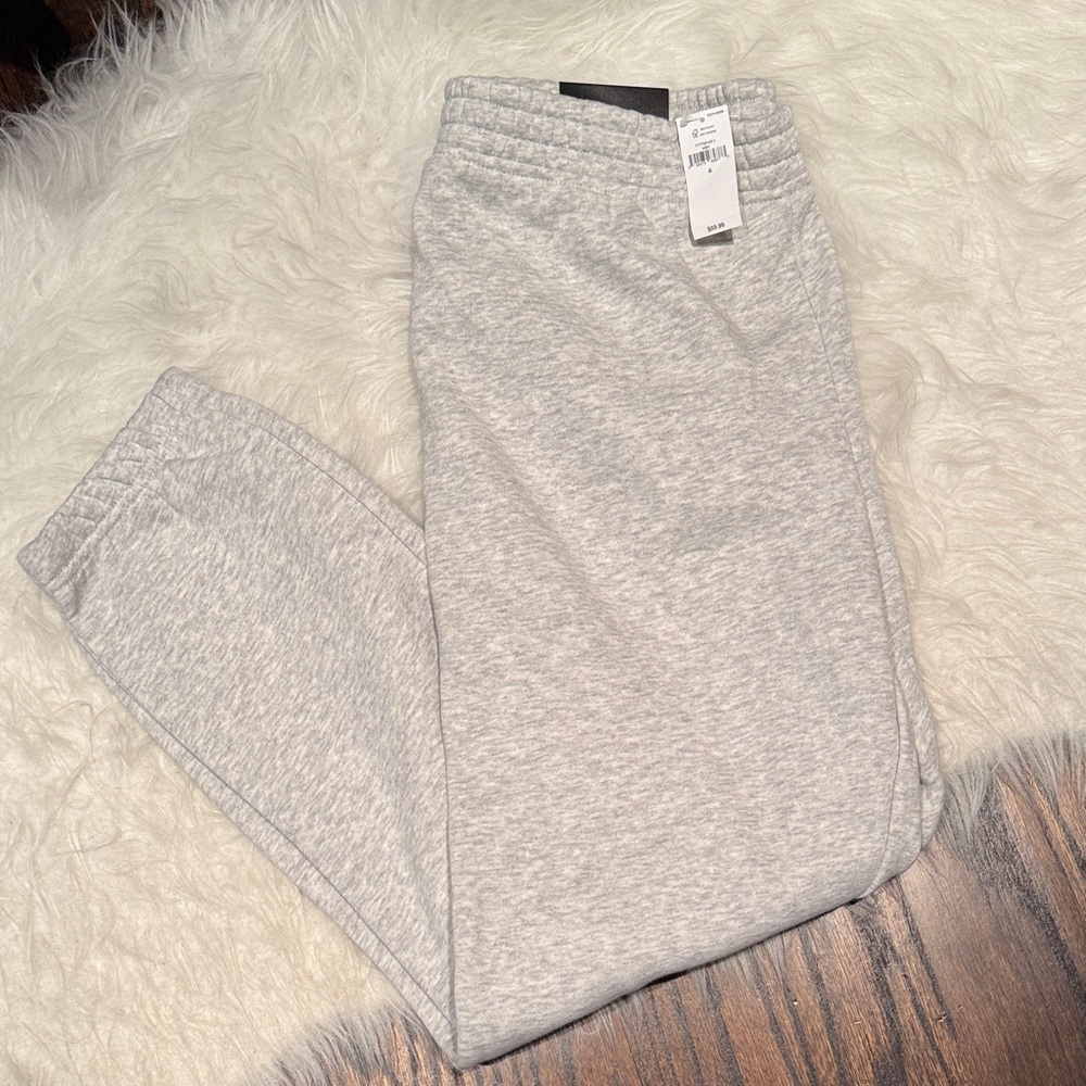BANANA REPUBLIC FACTORY Women’s Gray Heather Sweatpants/Joggers